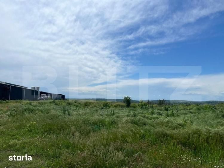 Teren de 2102 mp, în Ghindeni