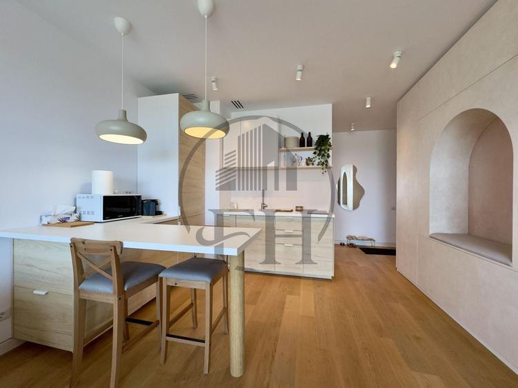 Apartament cu 2 camere semidecomandat, mobilat în Vest