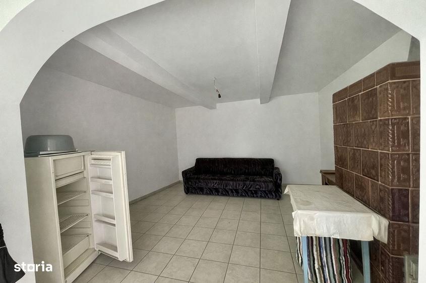 Casă cu 3 camere în Vicovu de Sus