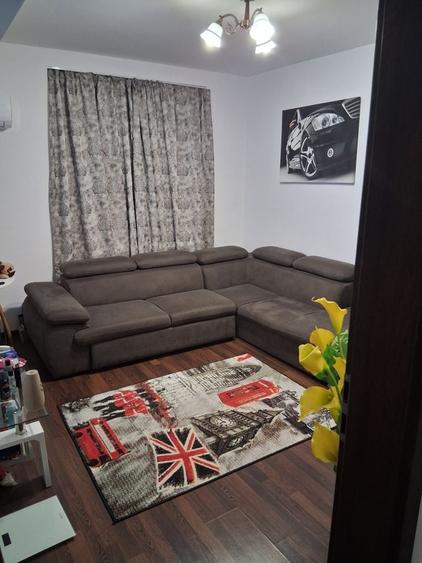 Apartament cu 2 camere decomandat în Titan