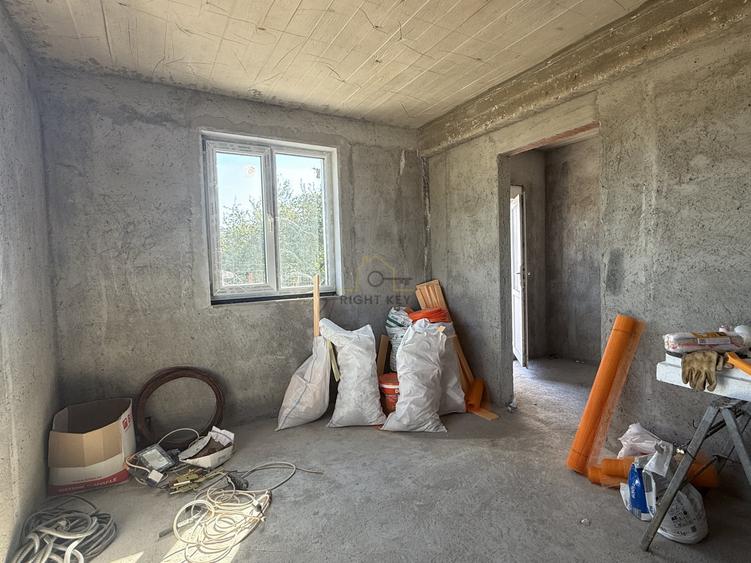 Casă individuală cu 5 camere cu Teren 382 Mp în Ciorogârla