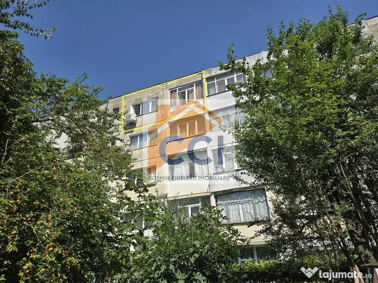 Apartament cu 2 camere nedecomandat în Aviatori
