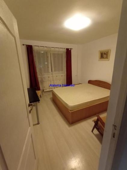 Apartament cu 3 camere, mobilat în Tomis Nord