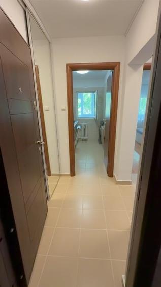 Garsonieră decomandată în Banu Manta