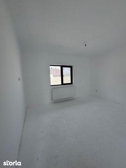 Casă cu 4 camere cu Teren 452 Mp în Central