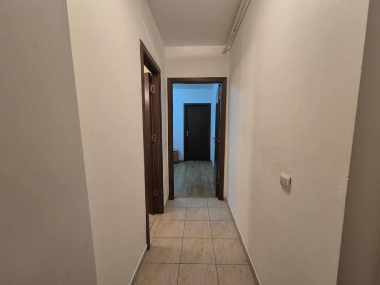 Apartament cu 2 camere nedecomandat, mobilat în Steaua