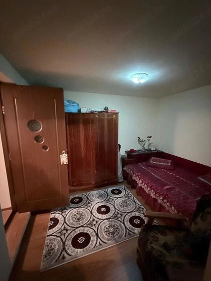 Casă cu 3 camere cu Teren 1562 Mp în Gălăteni