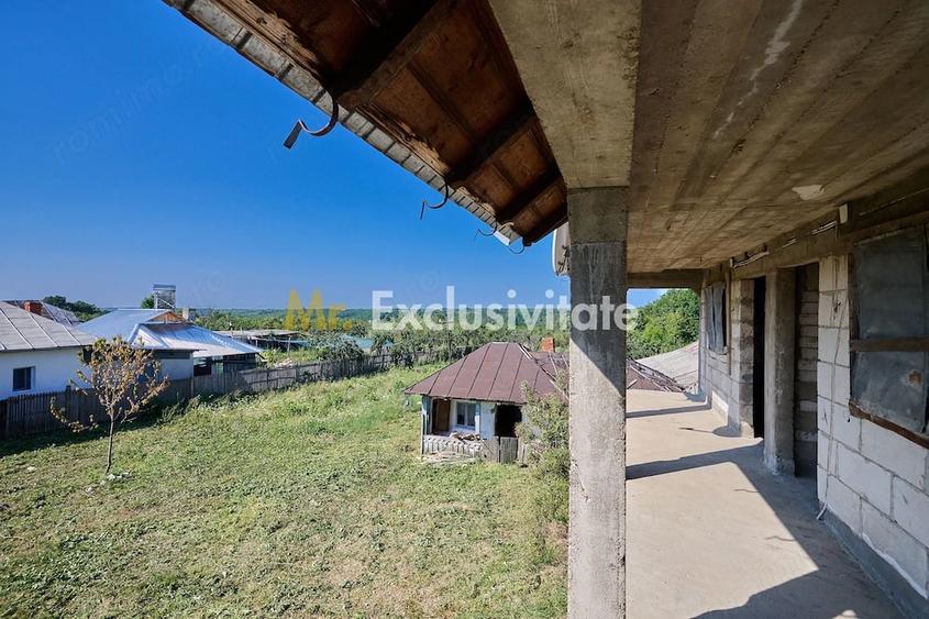 Casă cu 4 camere cu Teren 3105 Mp în Uda