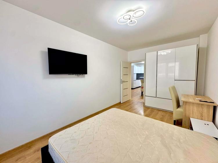 Apartament cu 2 camere semidecomandat în Mărăști
