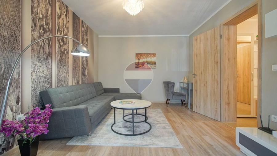 Apartament cu 2 camere decomandat în Avantgarden