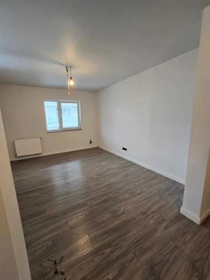 Apartament cu 2 camere semidecomandat în Florești — fotografia 2