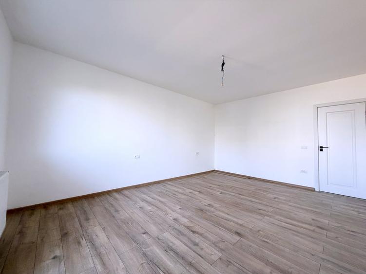 Apartament cu 2 camere semidecomandat în Străulești