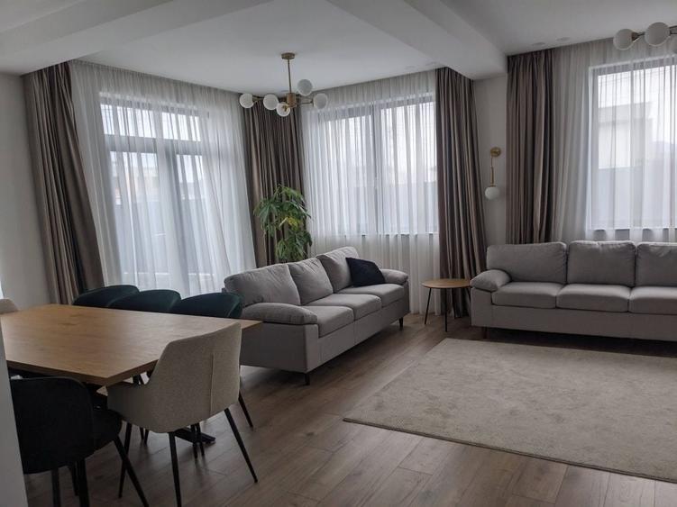 Casă cu 3 camere în Central