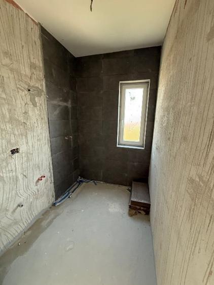 Apartament cu 3 camere decomandat în Giroc