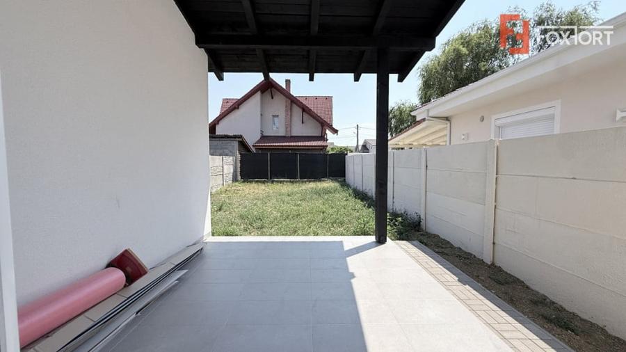 Casă cu 4 camere cu Teren 313 Mp în Moșnița Nouă