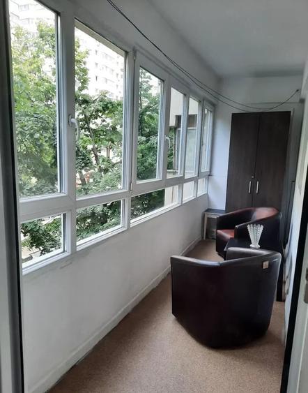 Apartament cu 2 camere semidecomandat, mobilat în Iancului
