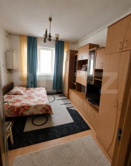 Garsonieră decomandată în Central