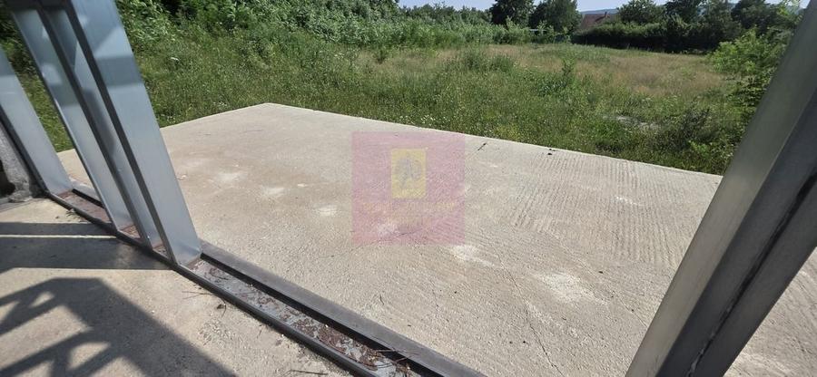 Casă cu 3 camere în Central