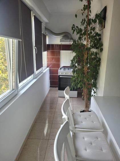 Apartament cu 2 camere semidecomandat în Crângași
