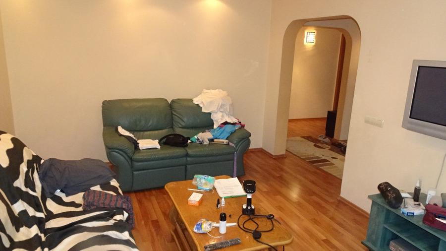 Apartament cu 3 camere decomandat în Central