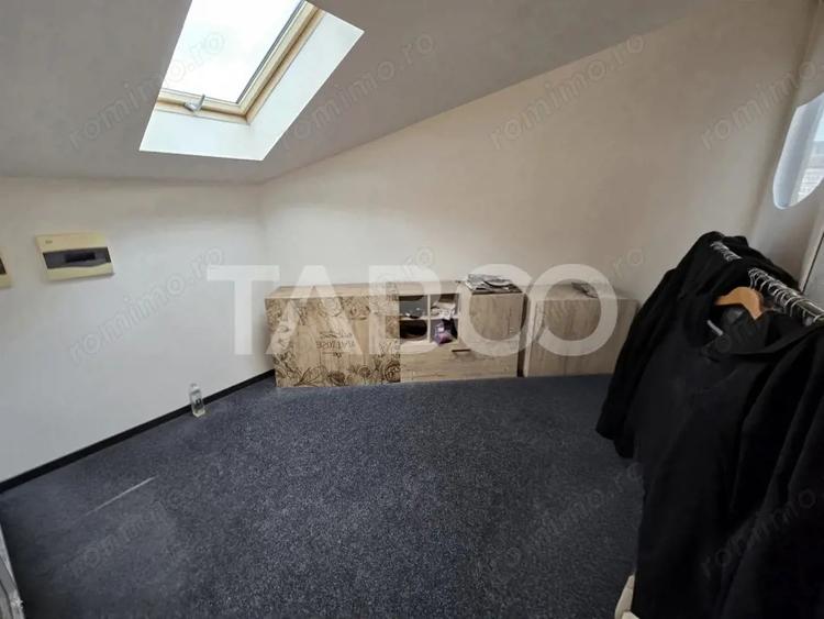 Apartament cu 4 camere decomandat, mobilat în Central