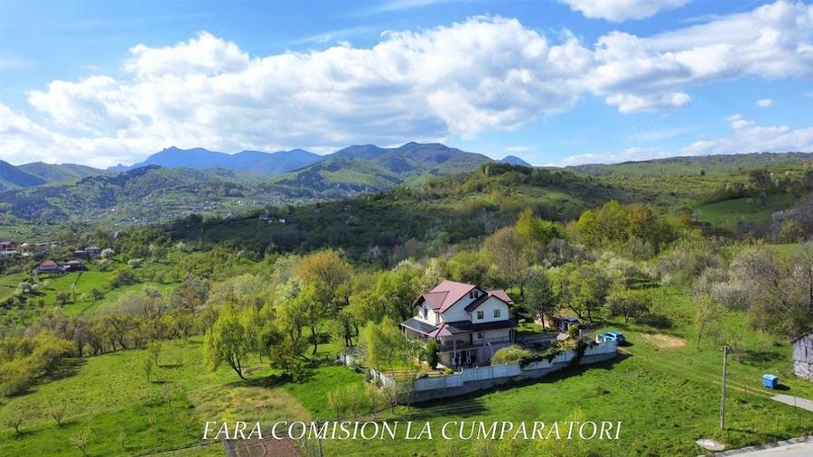 Casă cu 1 camere cu Teren 2327 Mp în Berislăvești
