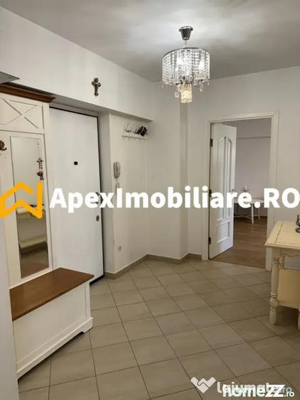 Apartament cu 2 camere decomandat în Universitate