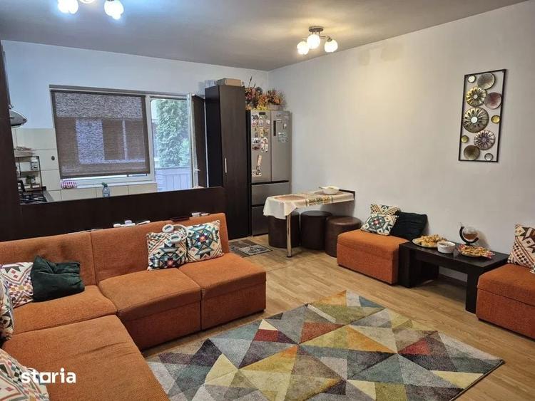 Apartament cu 3 camere în Florești