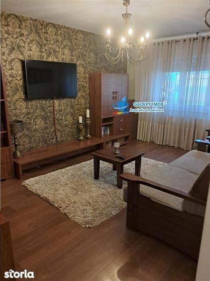 Apartament cu 3 camere decomandat în Banat
