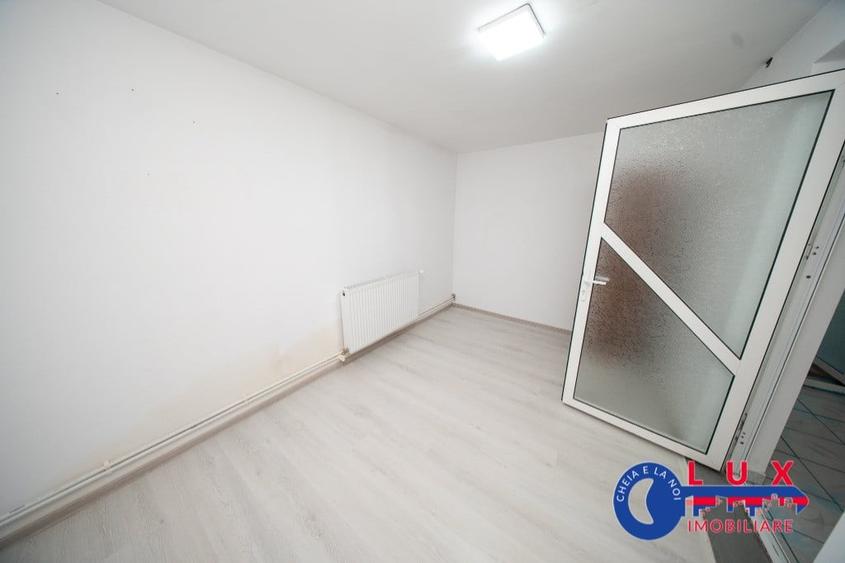Casă cu 2 camere cu Teren 295 Mp în Babadag