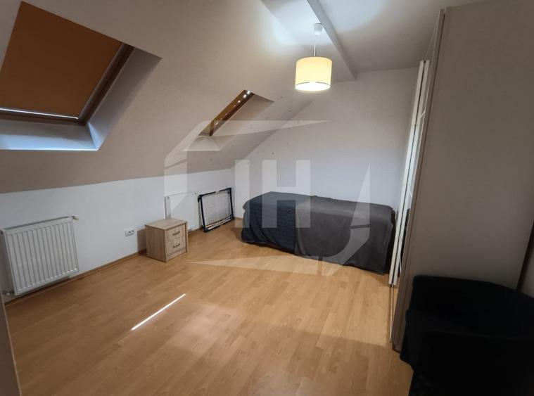 Apartament cu 4 camere semidecomandat, mobilat în Europa