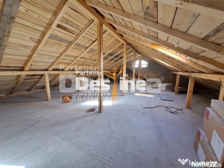 Casă cu 4 camere cu Teren 450 Mp în Valea Adâncă