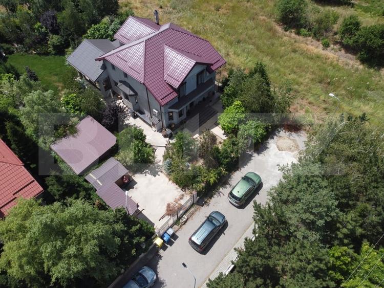 Casă individuală cu 6 camere cu Teren 1170 Mp în Exterior Sud