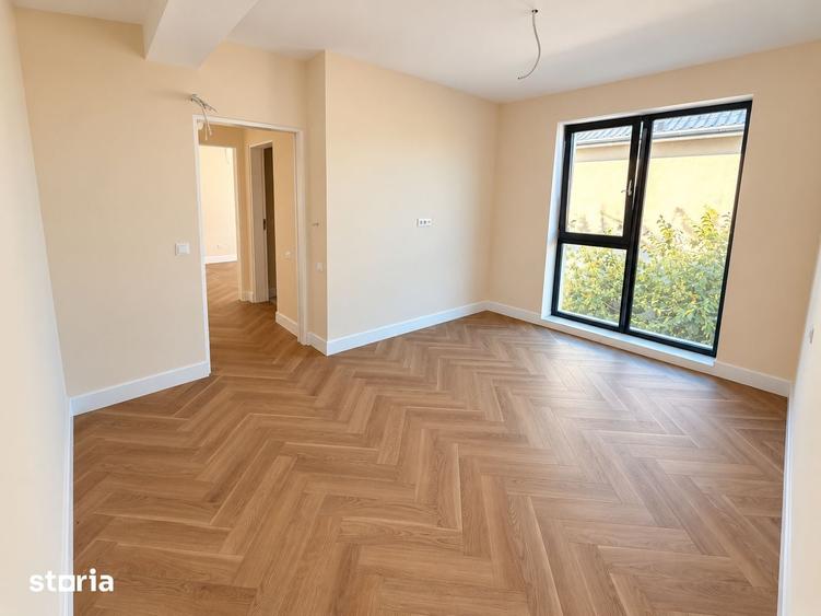 Casă cu 5 camere cu Teren 200 Mp în Central