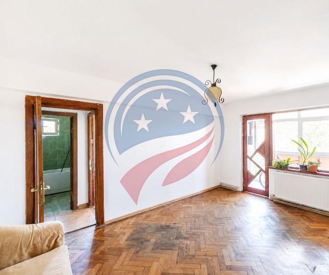 Apartament cu 2 camere semidecomandat în Central