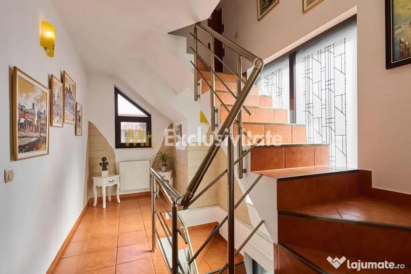 Casă cu 5 camere cu Teren 305 Mp în Găvana