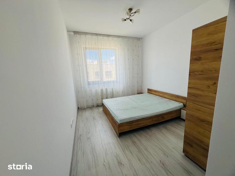 Apartament cu 3 camere decomandat în Vest