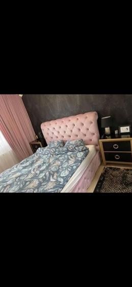 Apartament cu 3 camere în Palazu Mare