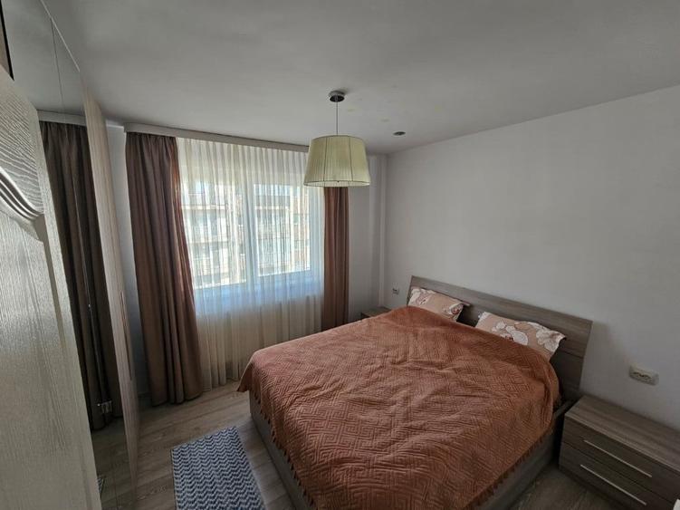 Apartament cu 2 camere decomandat în Ipotești