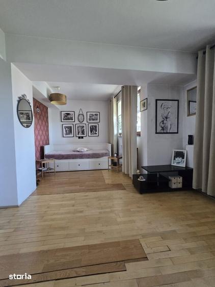 Apartament cu 3 camere în Bucium
