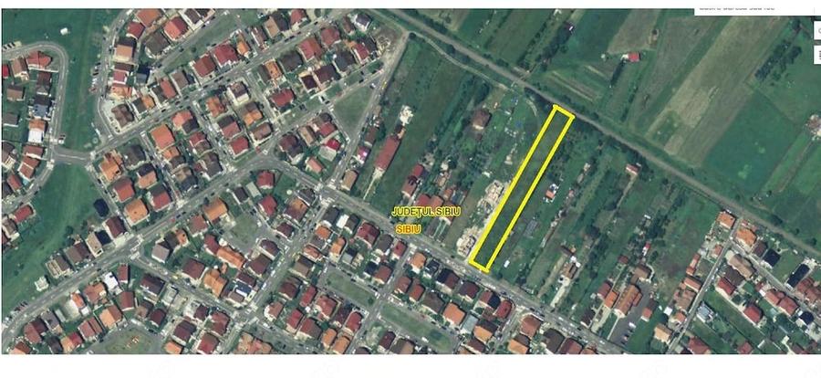Teren de 2400 mp, în Tineretului