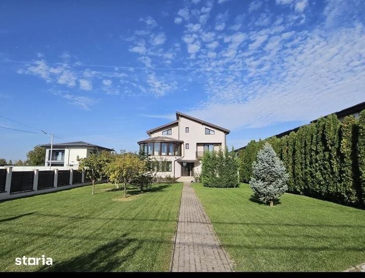 Casă cu 4 camere cu Teren 235 Mp în Central