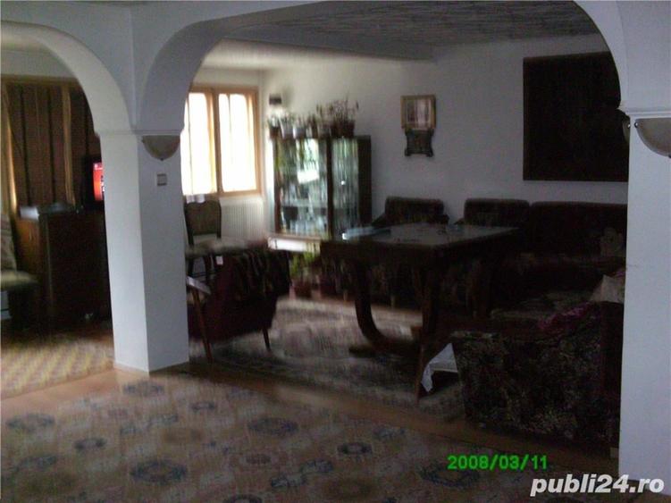 Casă cu 3 camere cu Teren 2500 Mp în Sălătrucu