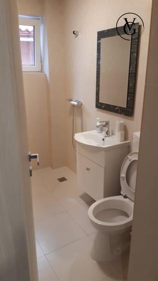 Duplex cu 11 camere cu Canalizare în Floreasca