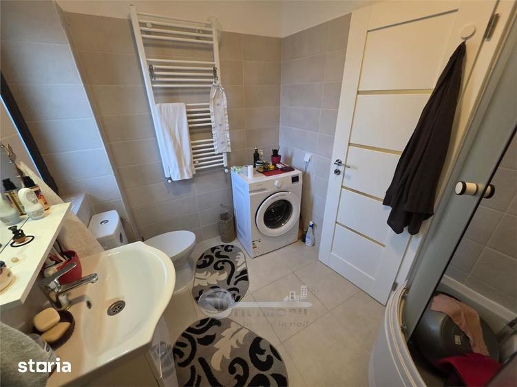 Apartament cu 3 camere decomandat în Valea Lupului