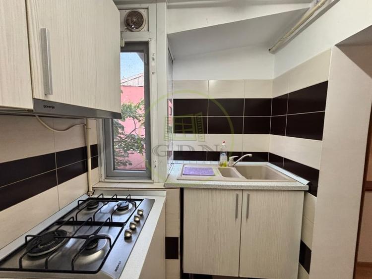 Apartament cu 3 camere decomandat, mobilat în 1 Mai