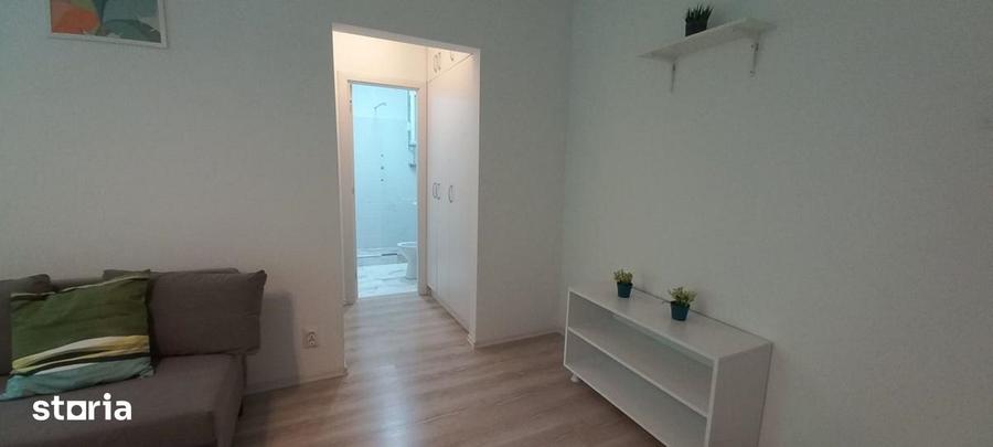 Apartament cu 2 camere semidecomandat în Vatra Luminoasă