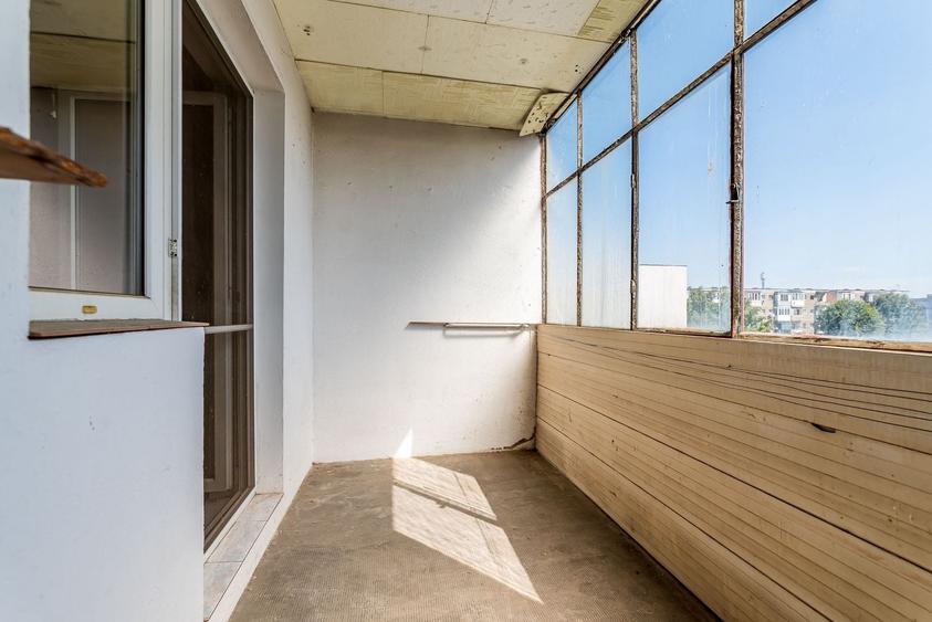 Apartament cu 2 camere decomandat în Confecții