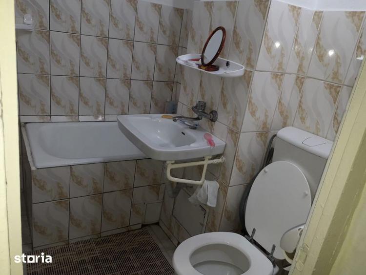 - Garsoniera etaj 2/4, Ansamblul Dorobantilor. - 2