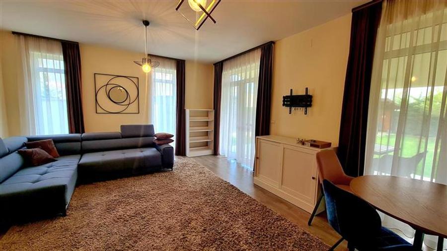 Duplex cu 4 camere cu Canalizare în Dumbrăvița